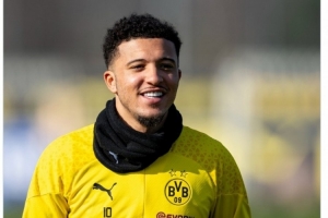 视频直播-多特祝桑乔25岁生日快乐，球员效力期间出战158场53球64助